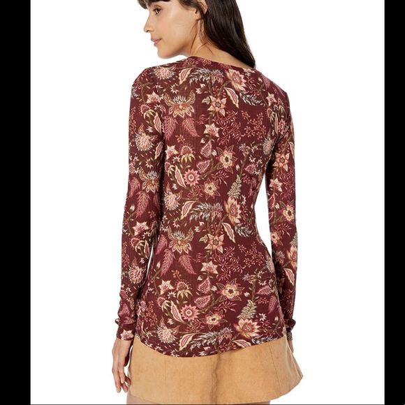 BCBGMaxAzria Port Royale Floral Top - Picture 2 of 4
